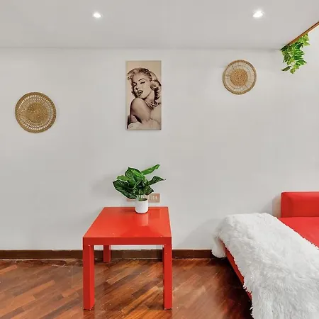 15min From The Duomo-500 M From The Metro * Milaan